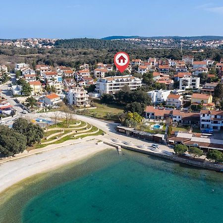 Apartman Damjan Pjescana Uvala Exterior photo