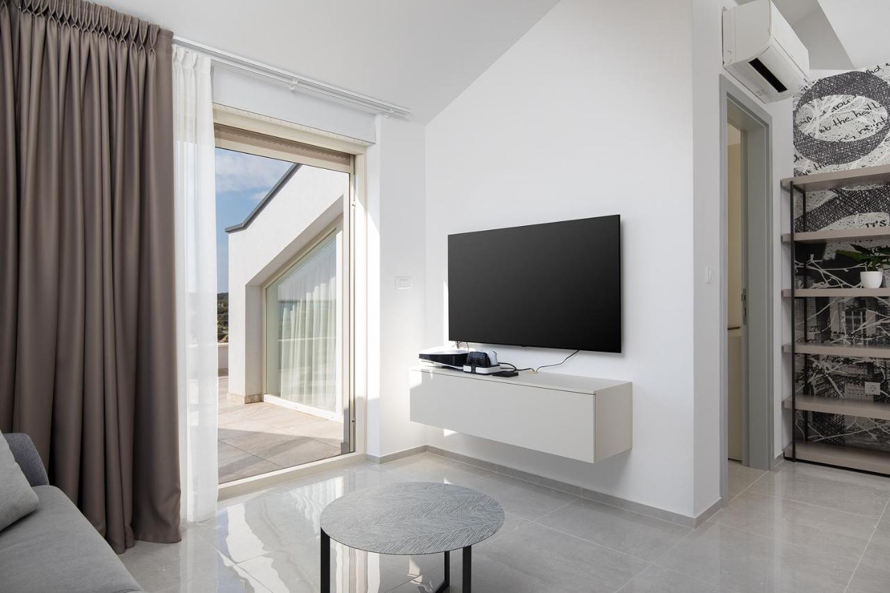 Apartman Damjan Pjescana Uvala Exterior photo