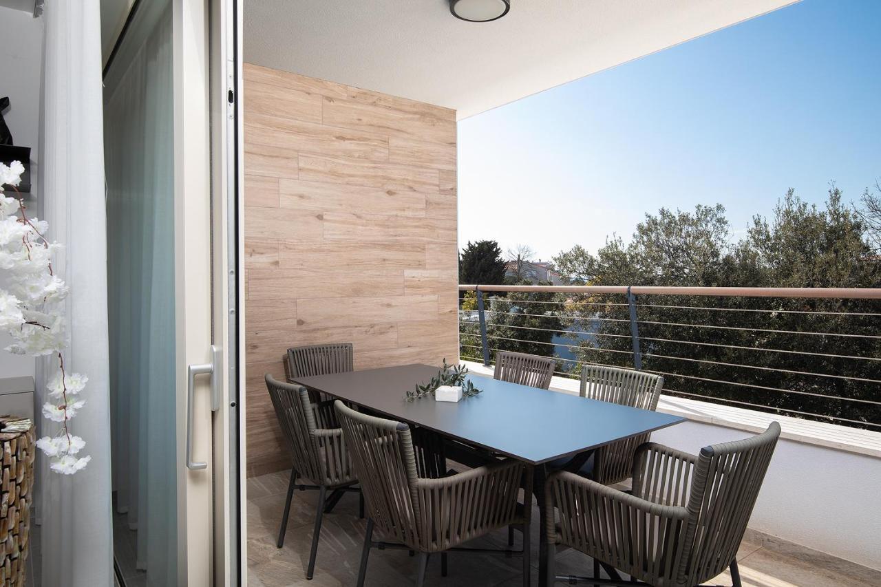 Apartman Damjan Pjescana Uvala Exterior photo